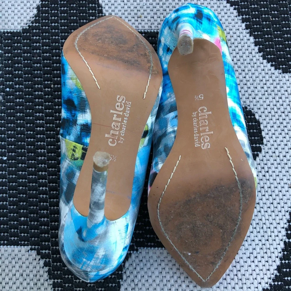 Multi Color Pumps - Picture 6 of 7